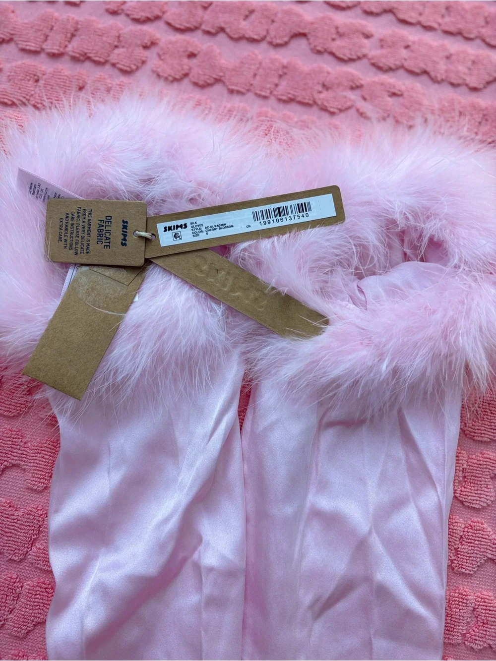 SKIMS Silk Gloves with Marabou Trim | Cherry Blossom | S | NWT